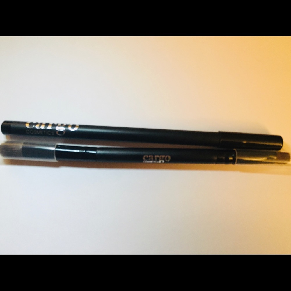 Cargo eye liner & duel tip shadow brush